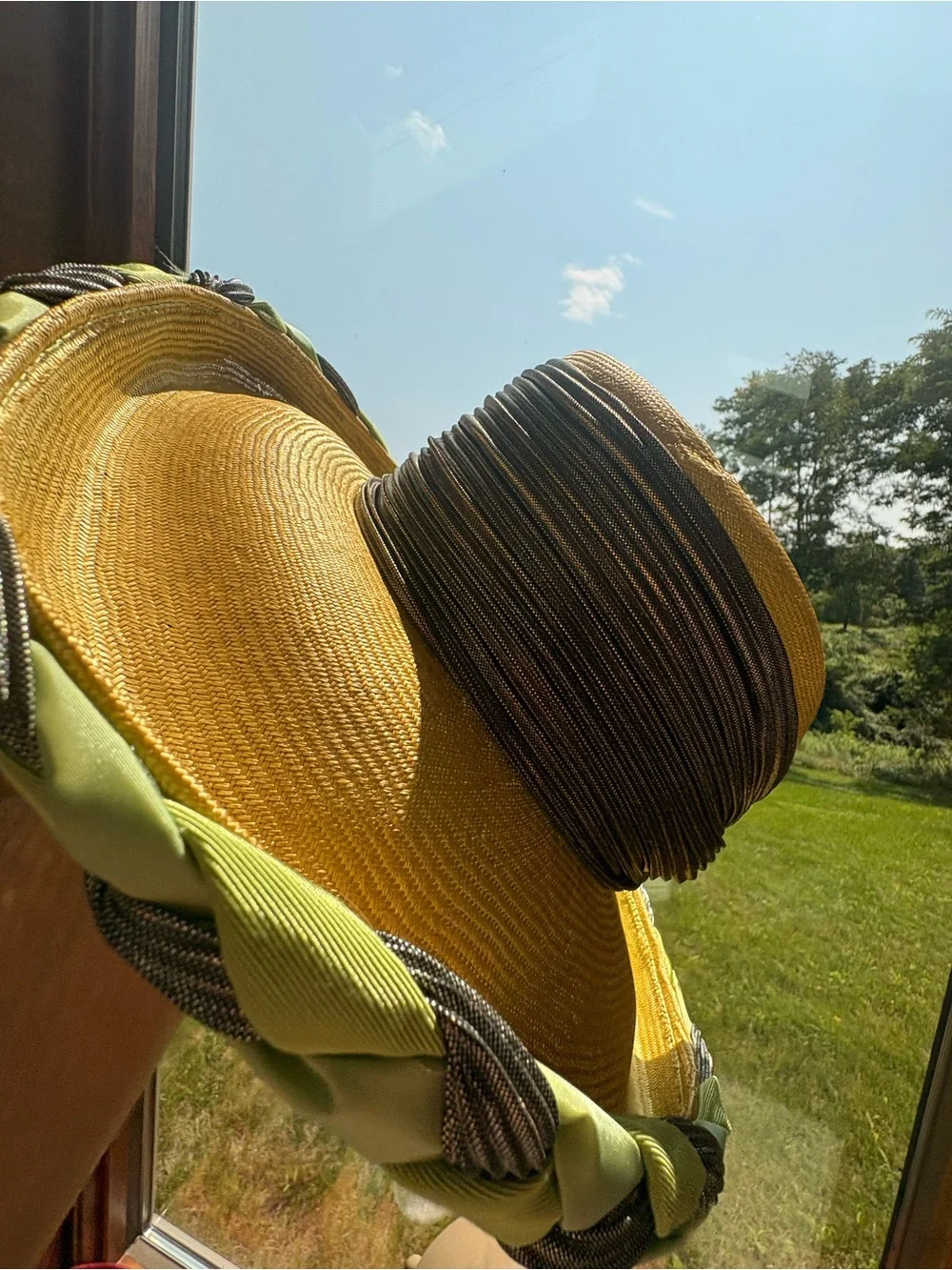 Whittall & Shon Golden Hat Silver Green Braided Favric Rim Gold Lamme Twist